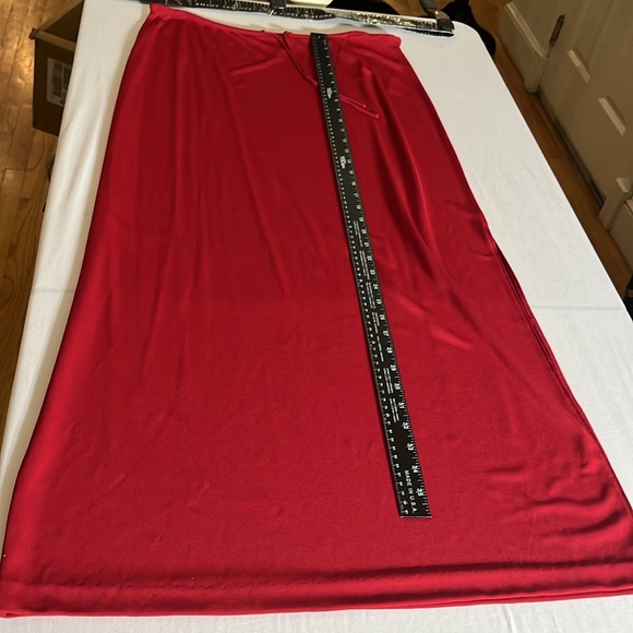 Evelyn size XL red stretch maxi skirt side slit drawstring waist stretch - Picture 3 of 12